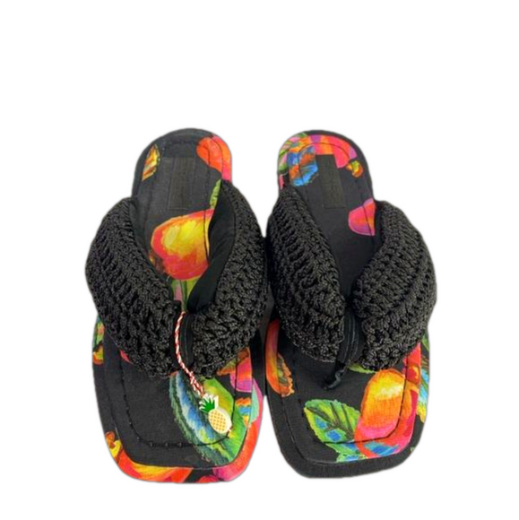 Farm Rio Cashew Crochet Puffy Flip Flop Size 6 NWOT - Picture 4 of 11